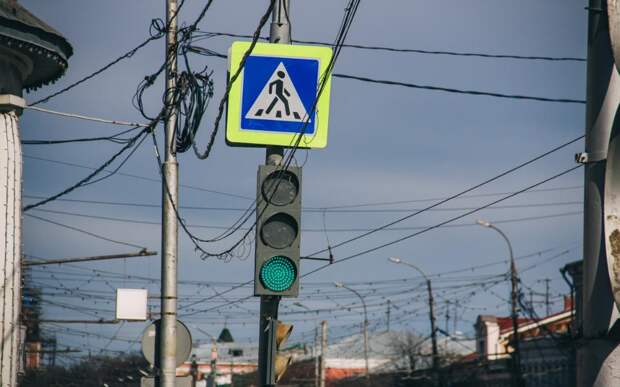 В Рязани восстановили работу светофора на улице Новосёлов