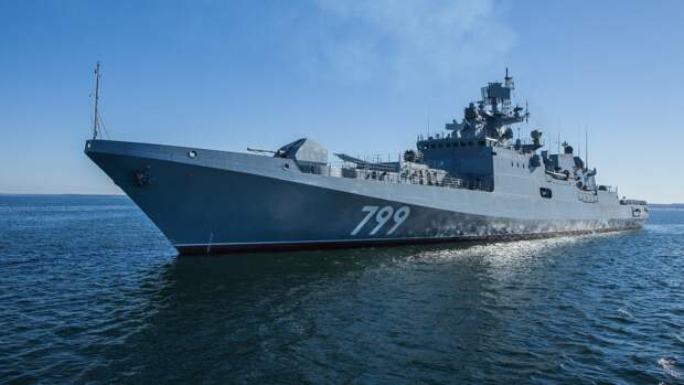 Корабли ВМФ РФ провели артиллерийские учения в Черном море
