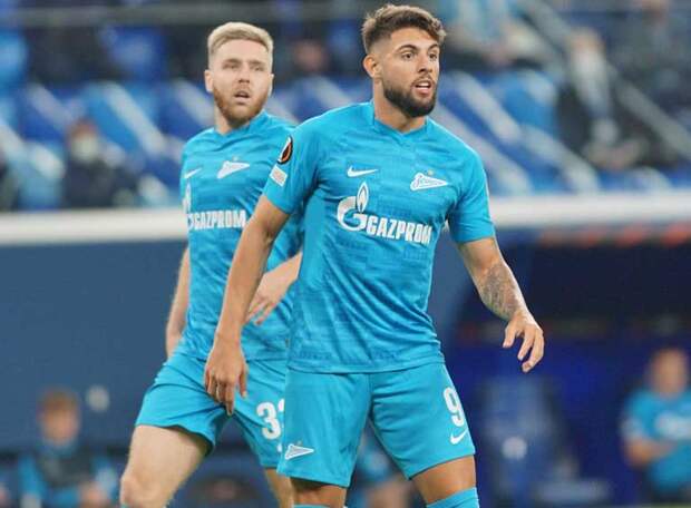 Денис ПОПОВ: От Сергеева ждут большего, чем от Дзюбы