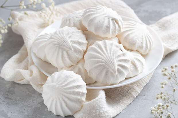 Биолог Лялина: в зефире меньше калорий, чем в шоколаде или тортах