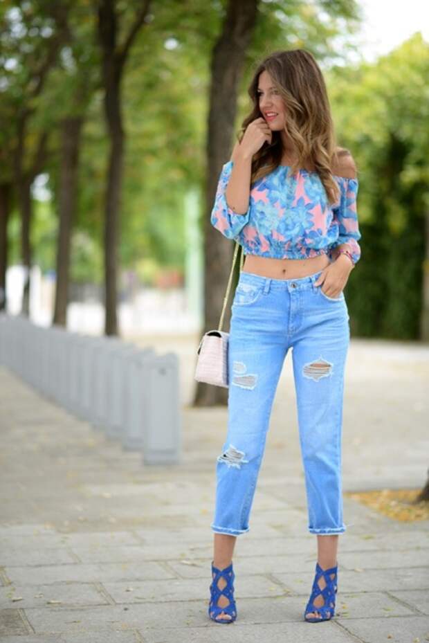 Модные летние джинсы