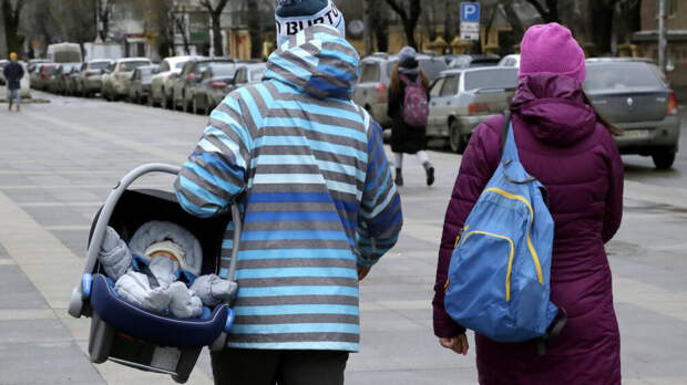 Останина: выплата ₽200 тыс. студенткам с ребенком не приведет к отказу от учебы