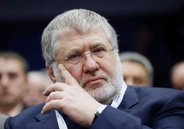Беспозвоночный Зеленский тщетно зовет Байдена на 30-летие Украины
