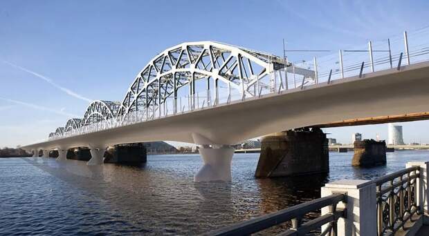 Поторопились: в Латвии остановили строительство моста для переброски войск НАТО