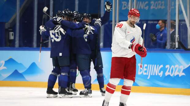 Сборная Финляндии празднует гол в ворота России