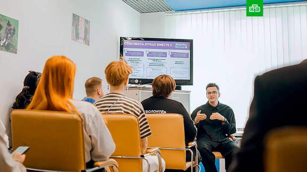 В столице заработают три новых волонтерских окружных центра