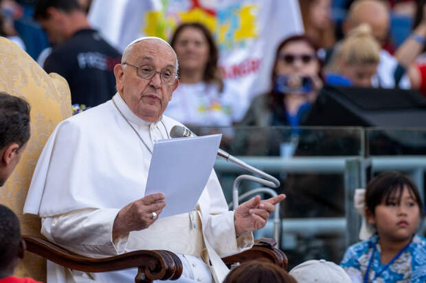 Сенсация от папы Римского: Понтифик проговорился об извращенцах в семинариях. Вышло грубо