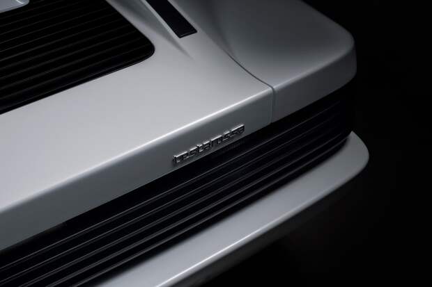 Восхитительный рестомод Ferrari Testarossa из Швейцарии