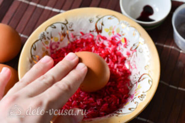 Как покрасить яйца рисом: фото к шагу 3