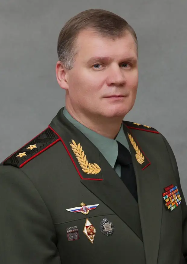 Сегодня Андрей Рэмович Белоусов в статусе нового министра обороны провел свое первое совещание с руководящим составом ведомства.-14