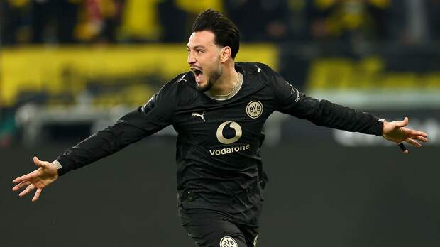 Дубль Бенсебаини с пенальти принес победу дортмундской «Боруссии» над «Гамбургом»