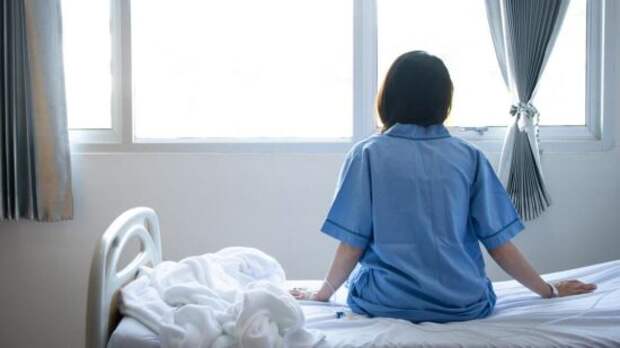 22-летняя девушка борется с раком кишечника 3-й стадии. Вот какие симптомы она игнорировала