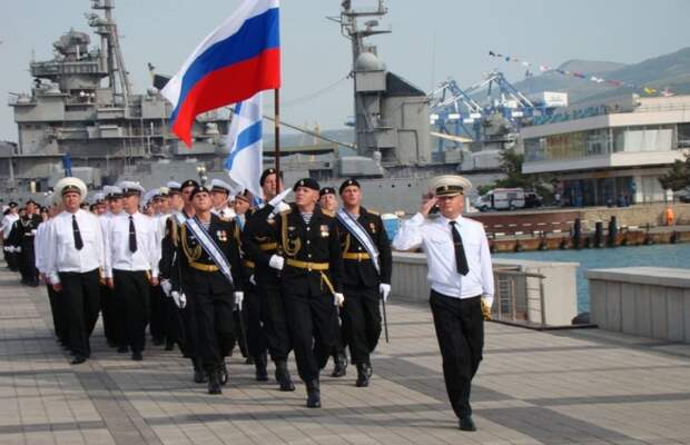 Почему моряки долго носили брюки клеш, а сегодня они вышли из обихода