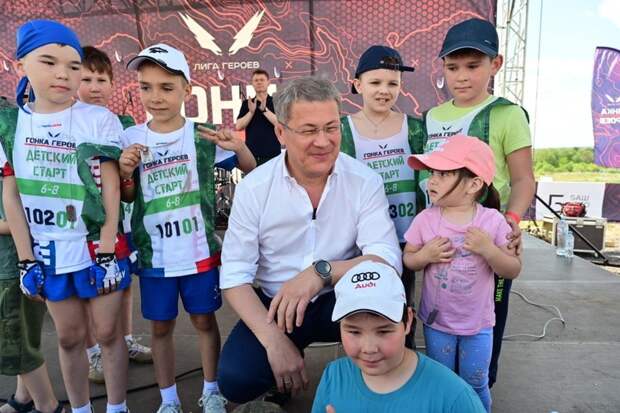 Радий Хабиров поздравил жителей Башкирии с Днем защиты детей