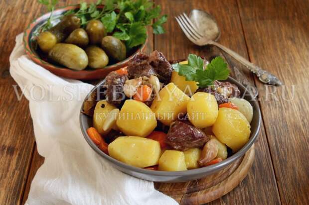 Картошка с мясом в “рукаве”