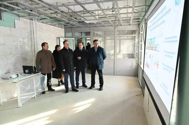 Строительство хирургического корпуса детского центра в Барнауле / Фото: Антон Червяков 