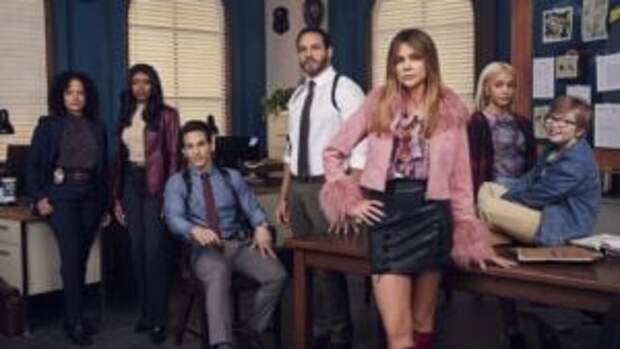 Judy Reyes as Selena, Javicia Leslie as Daphne, Deniz Akdeniz as Lev ‘Oz’ Osman, Daniel Sunjata as Karadec, Kaitlin Olson as Morgan, Amirah J as Ava, and Matthew Lamb as Elliot