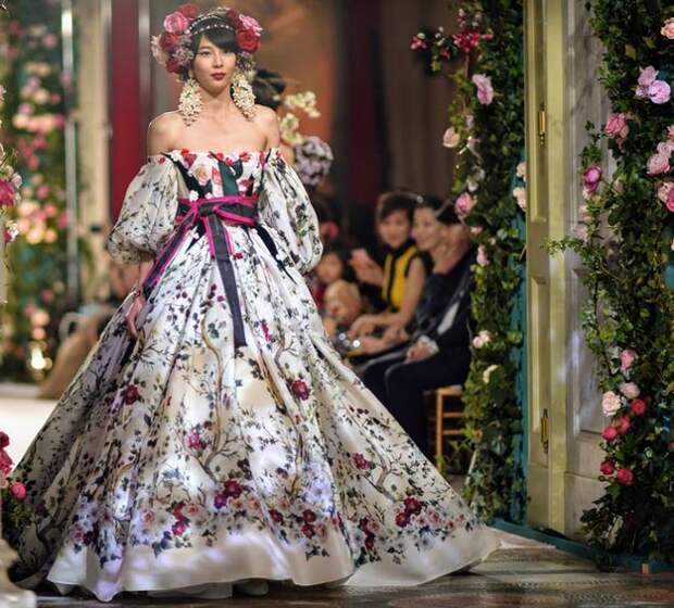 Кутюрный показ Dolce & Gabbana: Привет из Японии Кутюрный показ Dolce & Gabbana: Привет из Японии