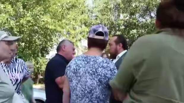 Скриншот видео социальные сети