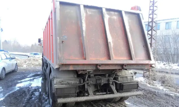 В Архангельске пешехода сбил КАМАЗ