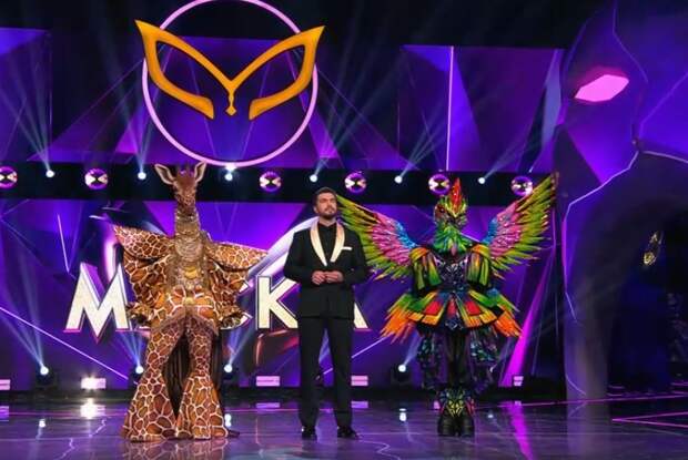 Колибри эмоционально попрощалась с возлюбленным и сняла маску в новом выпуске шоу «Маска»