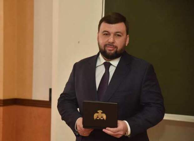 Ценой собственного здоровья спас хлебное поле от огненного смерча: в ДНР наградили пожарного-героя (ФОТО, ВИДЕО) | Русская весна