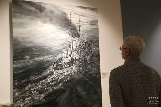 25 художников и «С нами Бог!»: в «Хазинэ» развернулась выставка Академии художеств