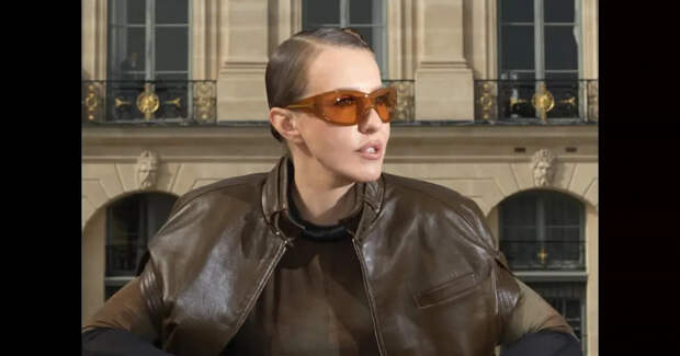 "Всё падает, но натурально". Ксения Собчак ответила на слухи о том, что она сделала подтяжку лица