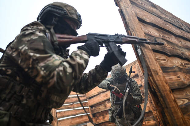 Подполковник ВС США Дэвис: конфликт на Украине вступает в решающую фазу