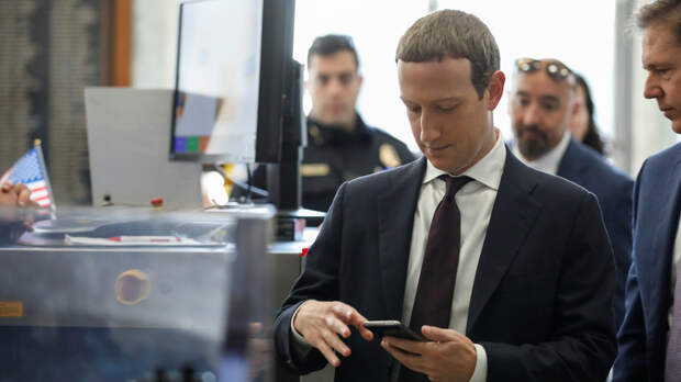 Цукерберг прокомментировал ситуацию вокруг сообщения Трампа в Twitter