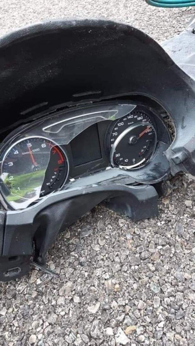 Этот автомобиль врезался в фуру на скорости 260 км/ч