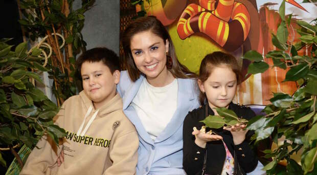 Прилучный проигнорировал? Таролог на 10-летии дочери Муцениеце