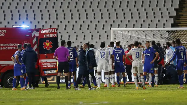 Футболист «Порту» получил травму спинного мозга после столкновения с Крицюком