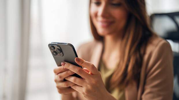 Для полноценного отдыха и нервной системы: как часто и на сколько нужно отключать телефон