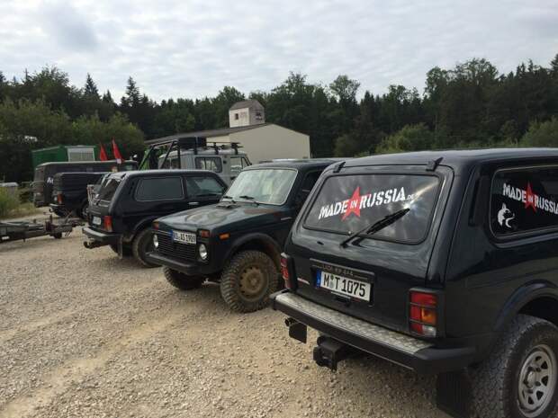 Променяют ли немцы LADA 4x4 на XRAY?