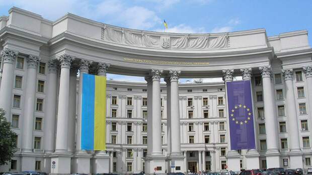 МИД Украины отреагировал на слова посла в Британии Пристайко об отказе Киева вступить в НАТО