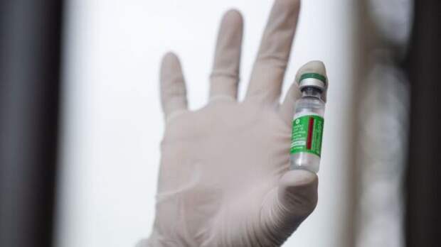 Johnson & Johnson подала запрос на экстренную регистрацию вакцины в США Johnson & Johnson подала запрос на экстренную регистрацию вакцины в США