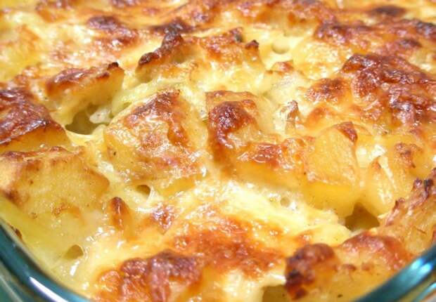 Крестьянский завтрак с картофелем и мясом