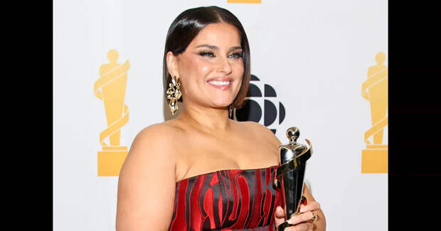 Нелли Фуртадо впервые вышла в свет после завершения карьеры на фоне критики её фигуры