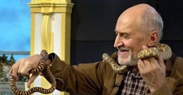 Николай Дроздов потерял еще восемь сантиметров роста