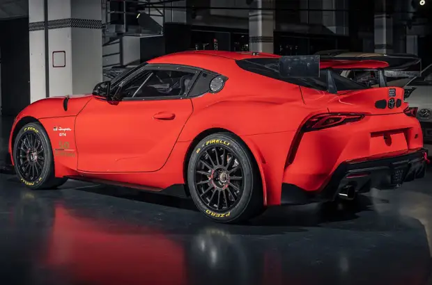Toyota выпустила Supra по цене двух BMW X4 M