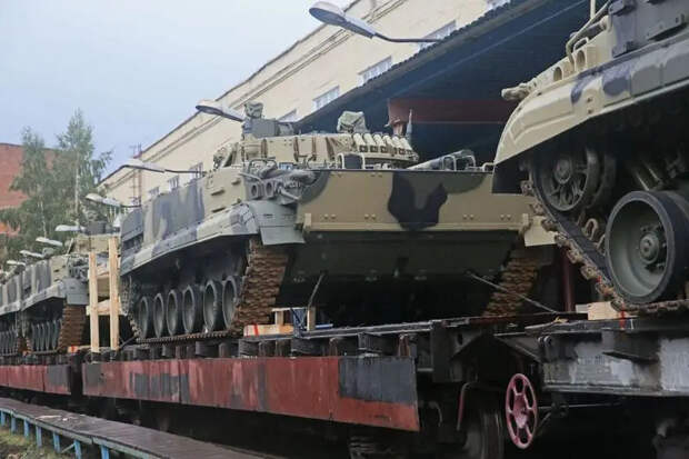 Новая партия боевых машин пехоты БМП-3 передана российским военным в рамках гособоронзаказа