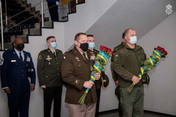 Нацгвардия Украины и Калифорнии подписали меморандум о сотрудничестве Нацгвардия Украины и Калифорнии подписали меморандум о сотрудничестве