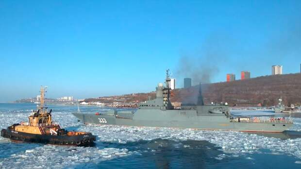 Корветы ТОФ «Резкий» и «Совершенный» отразили атаку условного противника