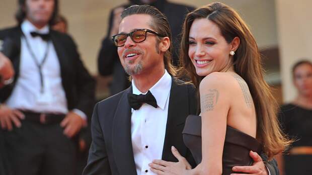 17-летний сын Анджелины Джоли напомнил публике Брэда Питта: редкое фото