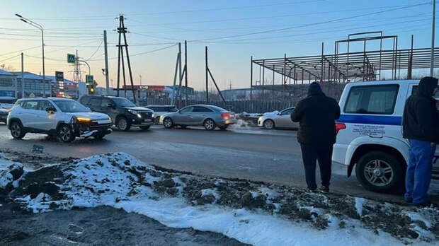 ДТП в Барнауле на ул. Власихинской / Фото: Госавтоинспекция