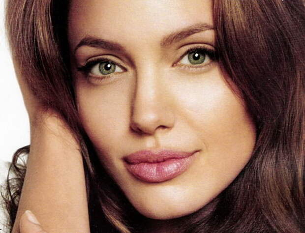 http://1.bp.blogspot.com/-2rIYqZ1IdmM/Tj2H6dZcJcI/AAAAAAAAA9A/CzzMTGIM6FY/s1600/anjelina%2Bkrupno.jpg