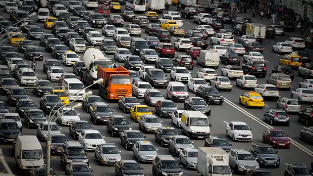 Эксперт оценил ситуацию с ценами на автомобили и мебель