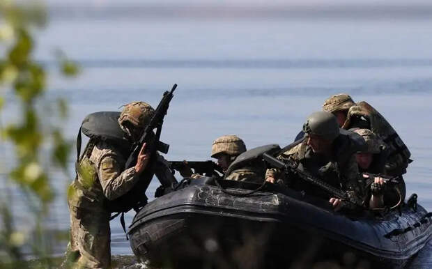 Сальдо: ВСУ предпринимают попытки форсировать Днепр выше по течению