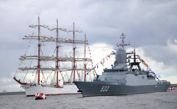Российские моряки ТОФ ликвидировали «подводных диверсантов» в ходе учений